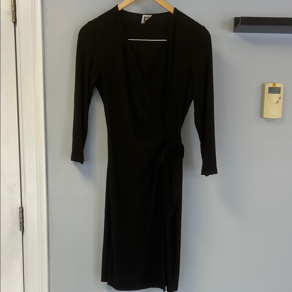Anne Klein Black Classic Beauty 3/4 Sleeve Wrap Dress Sz 8